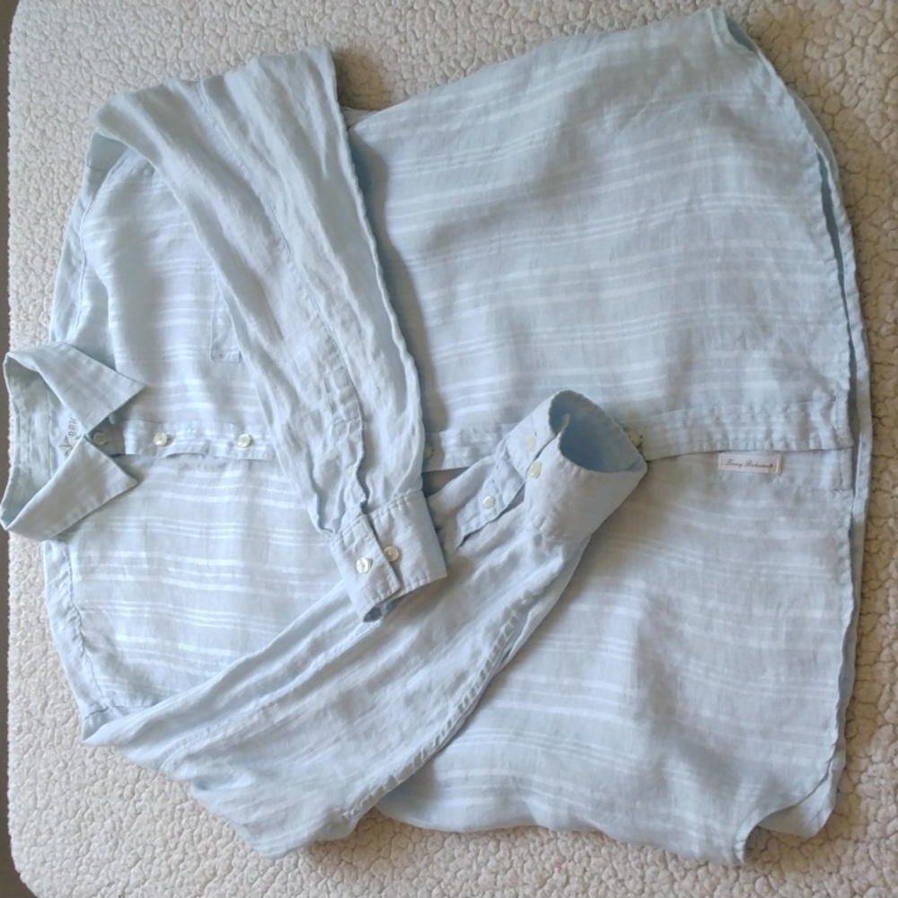 Tommy Bahama Large Light Blue Linen Summer Shirt (Long Sleeve)